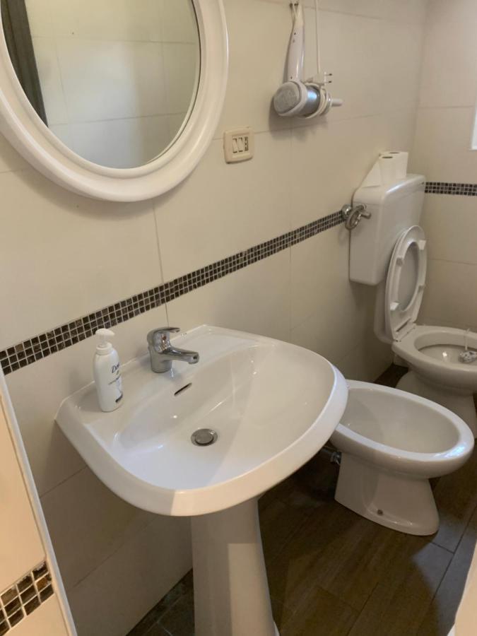 Short Stop Room Флоренция Экстерьер фото